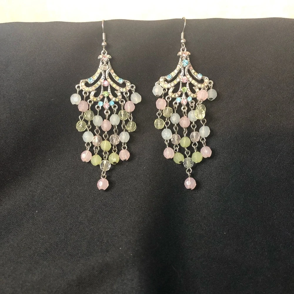 Chandelier Earrings Set - Picture 2 of 3